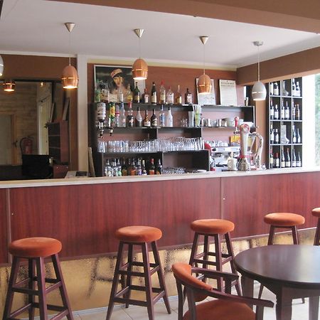 Hotel Restaurant Rive Gauche Bessines-sur-Gartempe Dış mekan fotoğraf